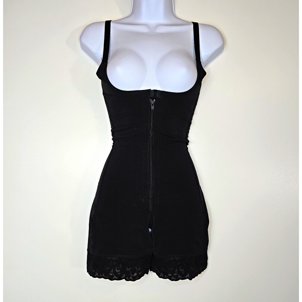 Diane Poitere Black Firm Control One-Piece Shapewear Bodysuit Zip Lace Hem M